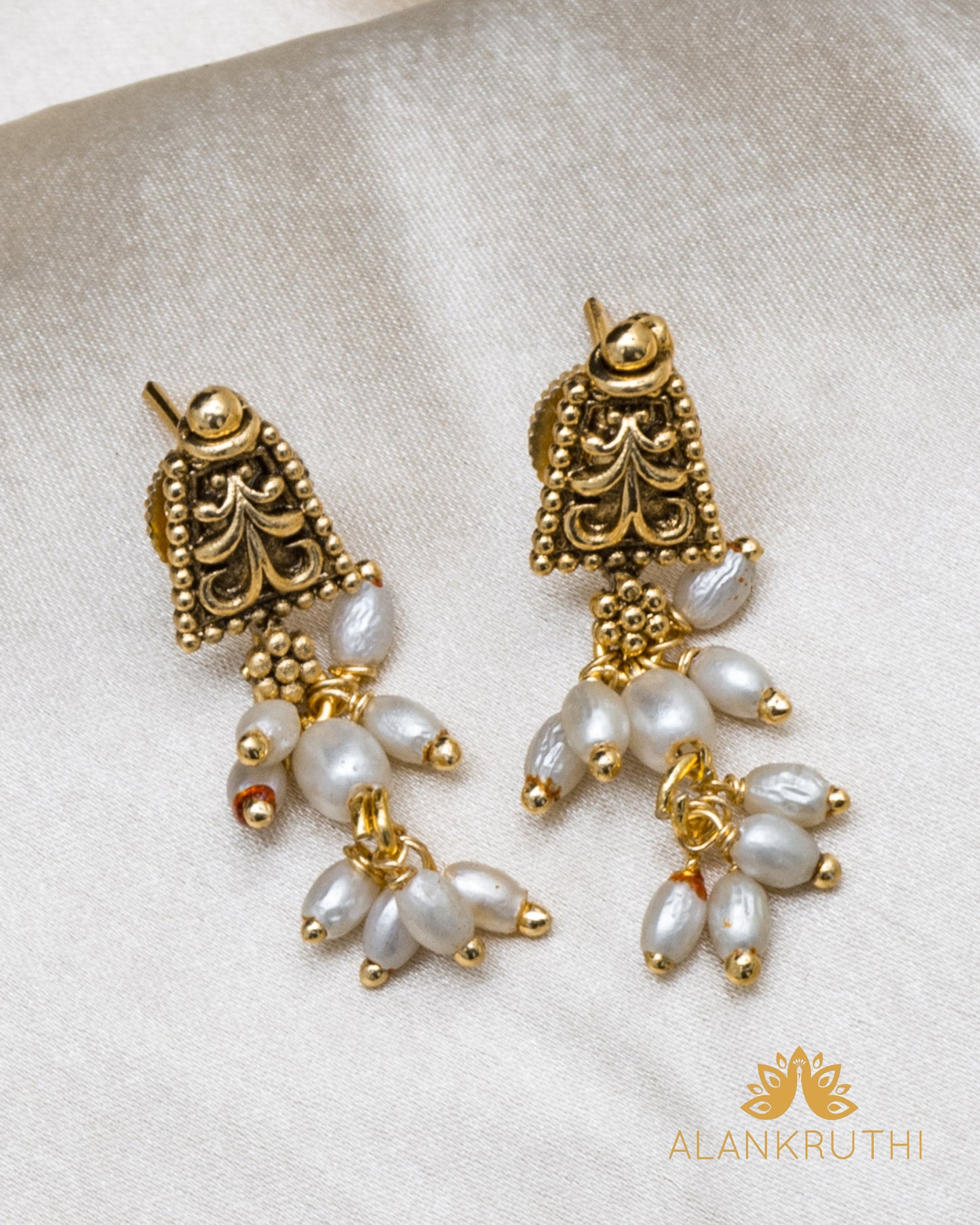 Antique Necklace Set