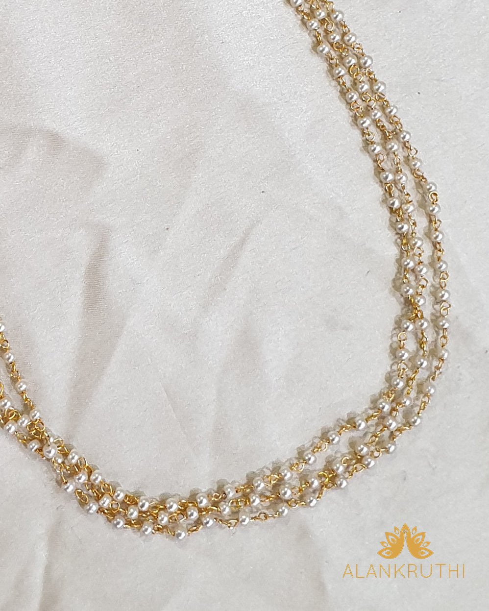 3 Layered Pearl Chain