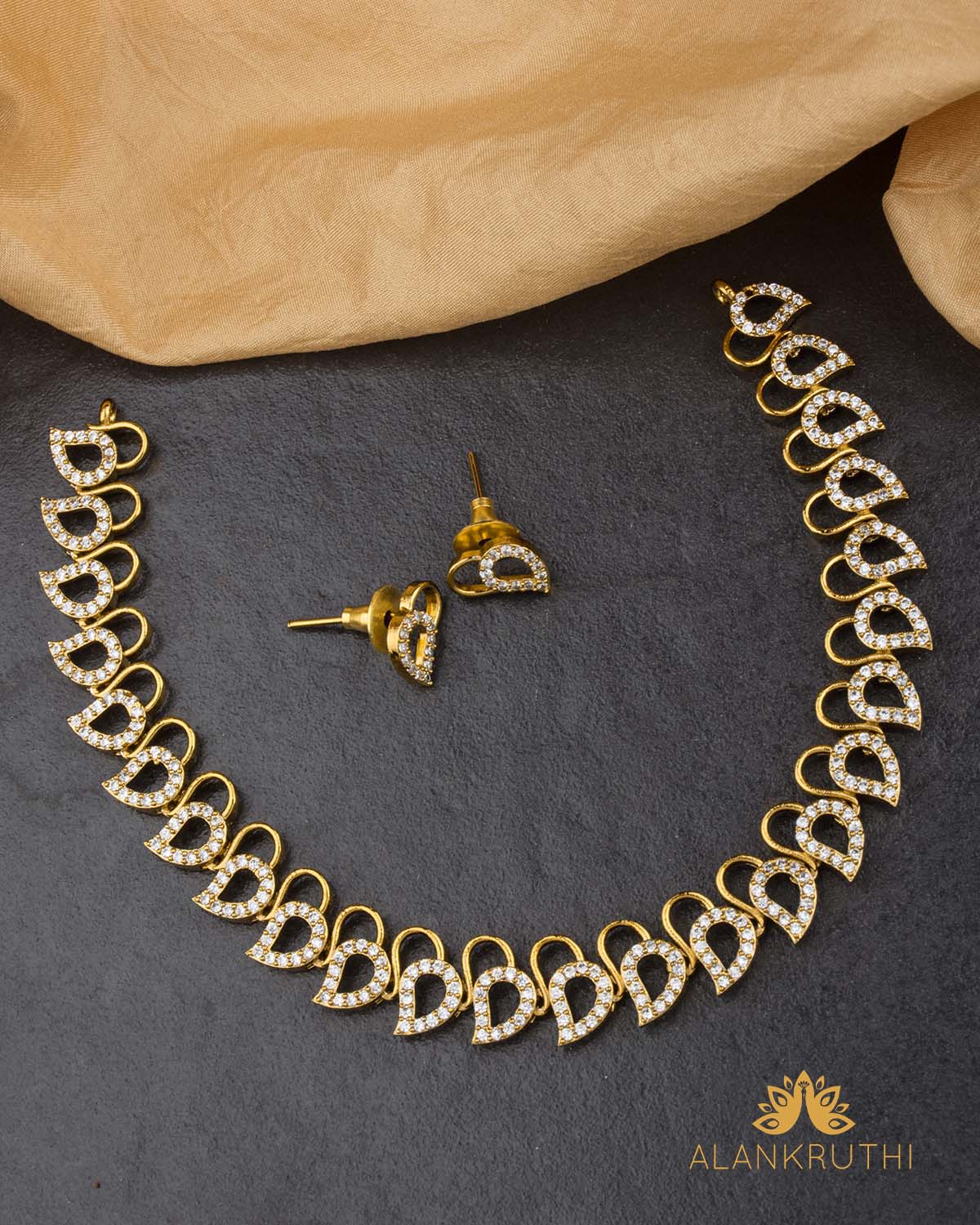 Cz Antique Necklace Set