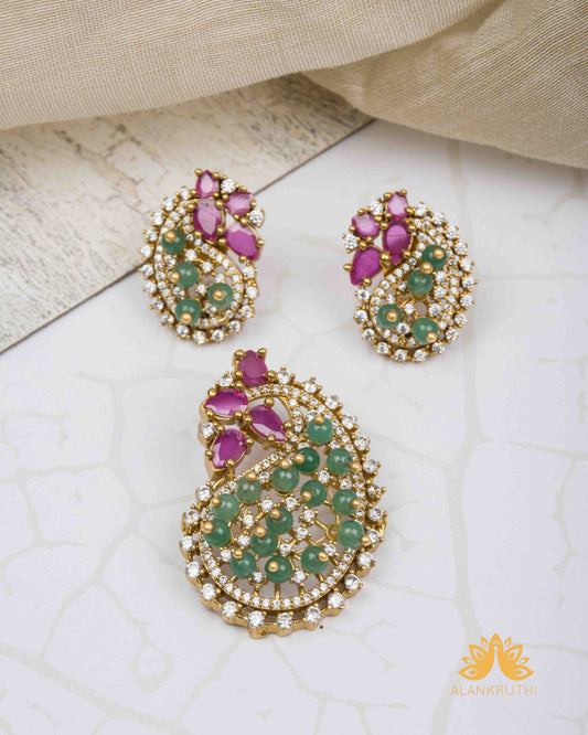 Ad Stone Pendant Set