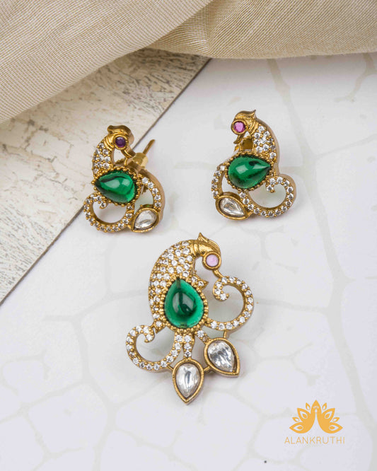 Ad Stone Peacock Pendant Set