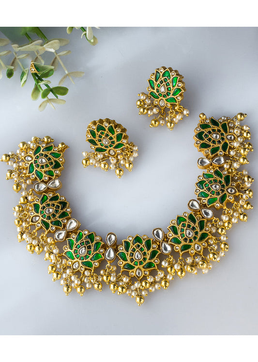 Antique Jadau Green Stone Lotus Necklace Set