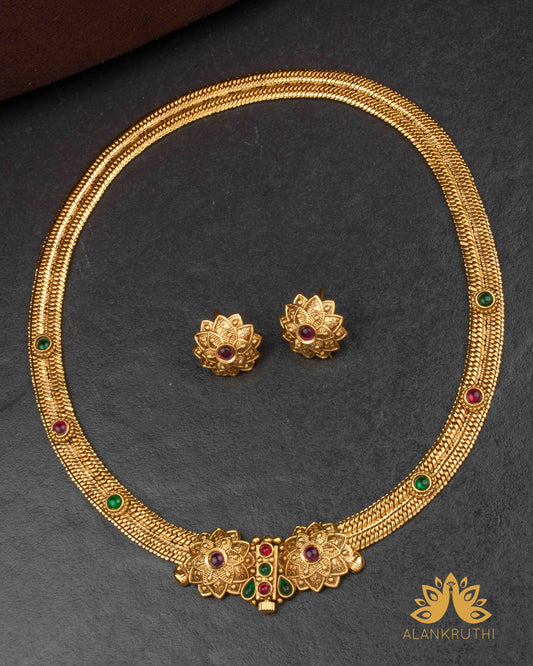 Antique Hasli Necklace Set