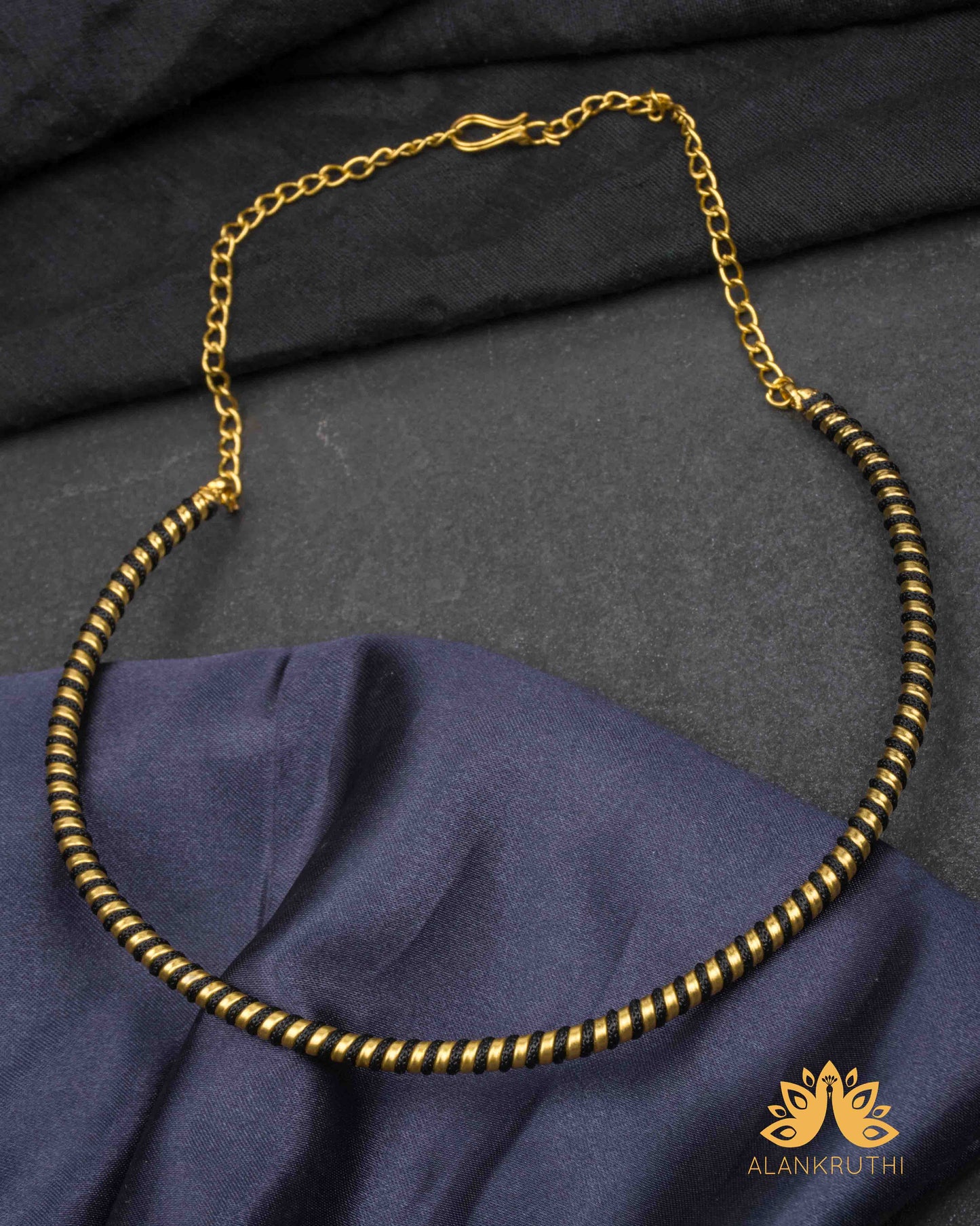 Antique Pipe Hasli